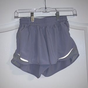 Lululemon hotty hot shorts 4”